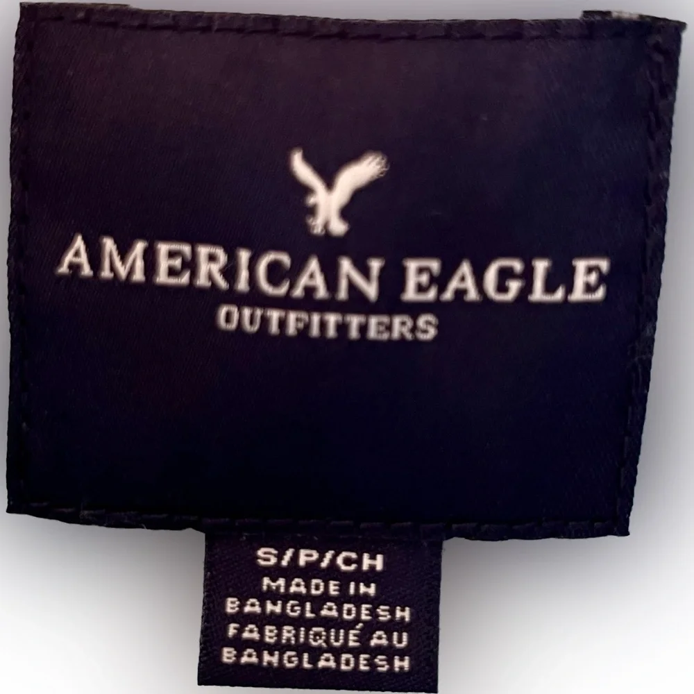 American Eagle Long Sleeve Button Up. Size Men’s S. Color Green. - Picture 3 of 3